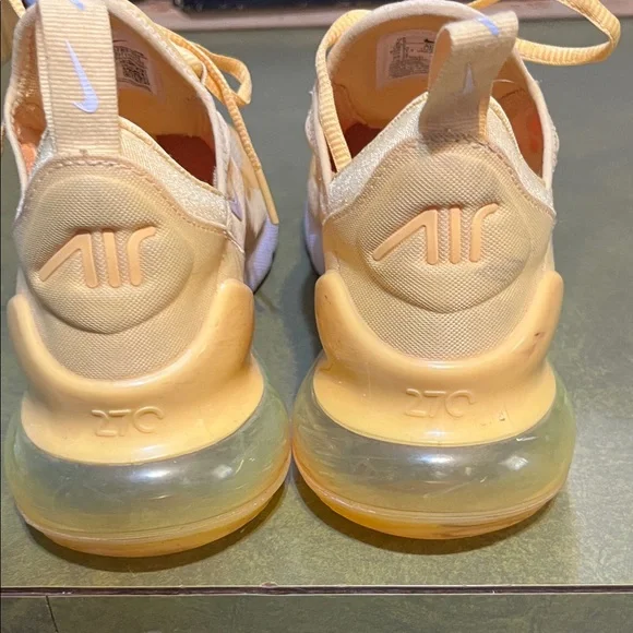 Nike Air Max 270 in Yellow and Orange - Picture 3 of 4